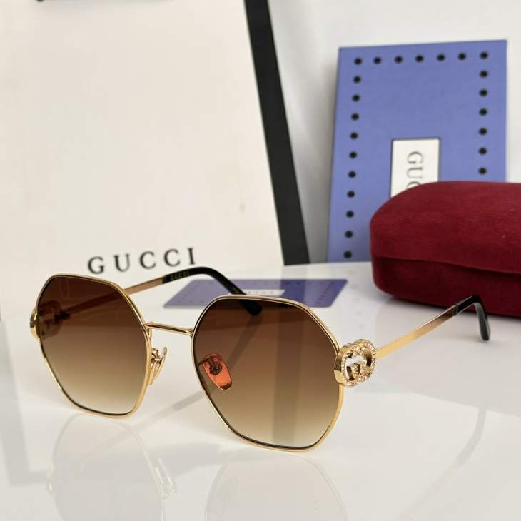 Picture of Gucci Sunglasses _SKUfw79399404fw